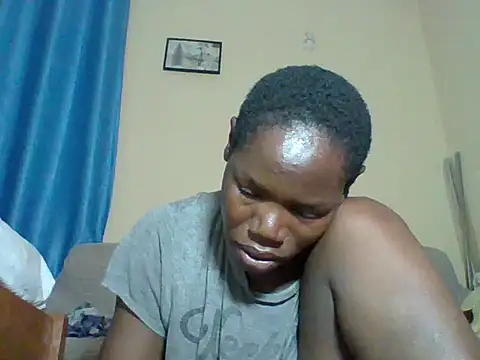 Snapshot of Blacksexyqueen24 chatting on 05/21/26, 06:37 Blacksexyqueen24 online show from 05/21/26, 06:37