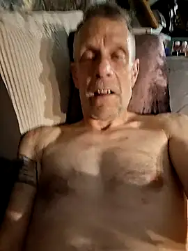 Snapshot of truckdawg2023 chatting on 06/11/26, 05:44 truckdawg2023 online show from 06/11/26, 05:44