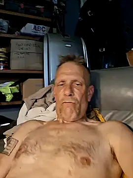 truckdawg2023 online show from 06/13/26, 11:35