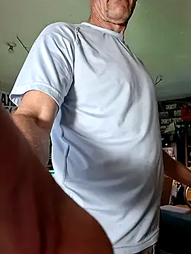 truckdawg2023 online show from 07/05/26, 01:56