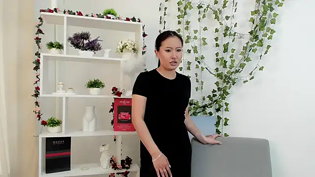 Snapshot of LaritaLevell chatting on 05/22/26, 10:43 LaritaLevell online show from 05/22/26, 10:43