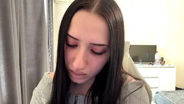 KiraJaydes online show from 05/26/26, 12:23