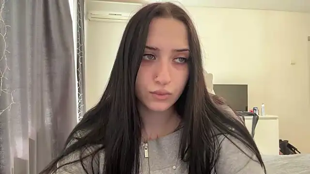KiraJaydes online show from 06/09/26, 12:17