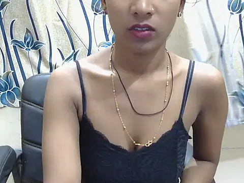 BabyQueen23 online show from 06/02/26, 05:31