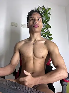 NelModel1 online show from 06/03/26, 11:02