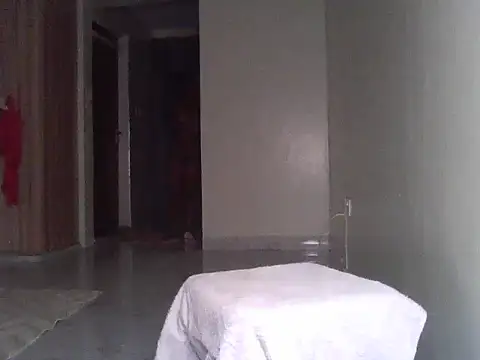 Smalltittsbigass online show from 07/13/26, 12:35