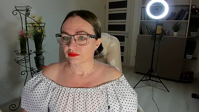 Snapshot of Vika73 chatting on 01/07/26, 07:00 Vika73 online show from 01/07/26, 07:00