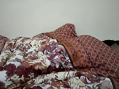 sexy nanah online show from 06/18/26, 04:02