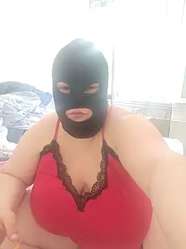 Snapshot of lolitat24 chatting on 05/29/26, 10:46 lolitat24 online show from 05/29/26, 10:46