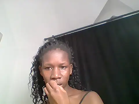kee vigin online show from 07/27/26, 12:17