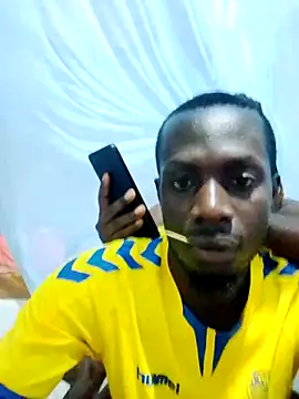Snapshot of Lawal-Briana chatting on 05/28/26, 07:00 Lawal-Briana online show from 05/28/26, 07:00