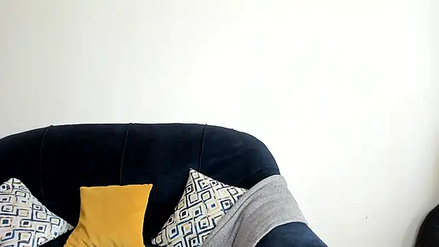 Dynasty Smiles online show from 06/10/26, 09:30