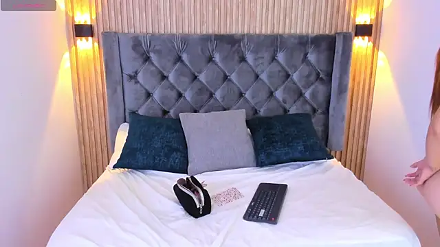 Snapshot of EmilyGracce chatting on 07/21/26, 12:29 EmilyGracce online show from 07/21/26, 12:29