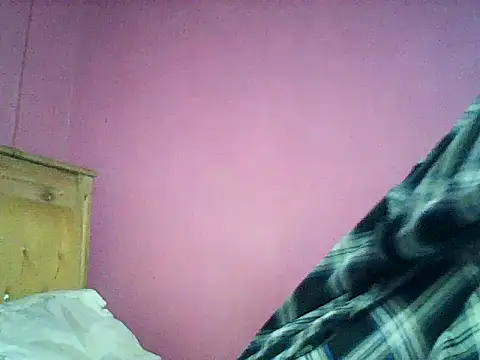 Snapshot of Sexy_brie chatting on 05/20/26, 11:00 Sexy brie online show from 05/20/26, 11:00