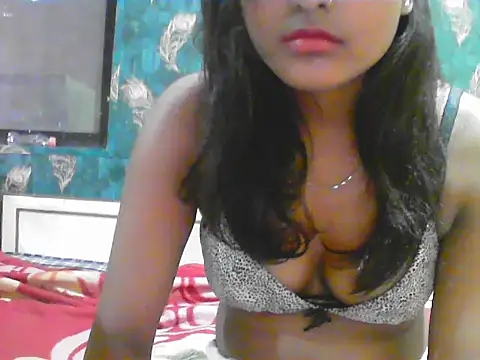 Snapshot of Diana_Penty chatting on 05/25/26, 06:36 Diana Penty online show from 05/25/26, 06:36