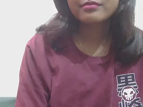 Diana Penty online show from 07/16/26, 02:23