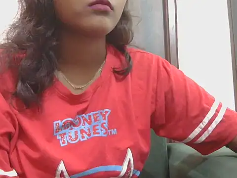 Diana Penty online show from 07/24/26, 05:00