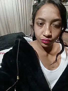 Snapshot of Morena_hot17 chatting on 05/24/26, 01:43 Morena hot17 online show from 05/24/26, 01:43