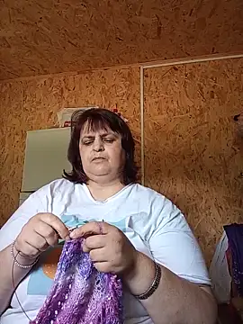 Snapshot of LisichkaOksana chatting on 06/13/26, 08:45 LisichkaOksana online show from 06/13/26, 08:45
