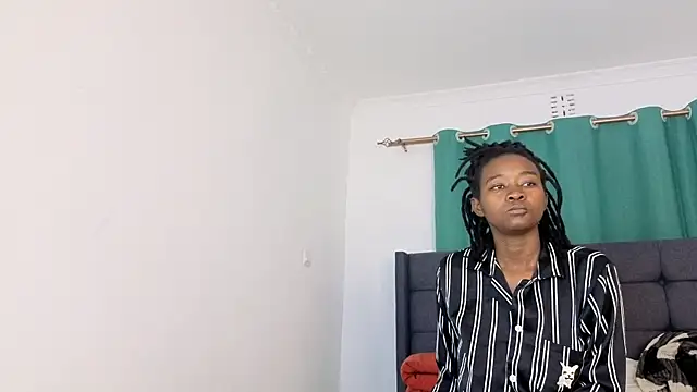 Dream Girlz online show from 07/19/26, 07:06