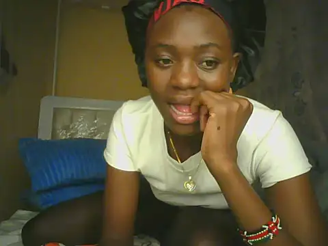 Preetygirlyz online show from 07/23/26, 02:53