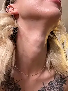 TeaseBabeXXX online show from 06/12/26, 10:41
