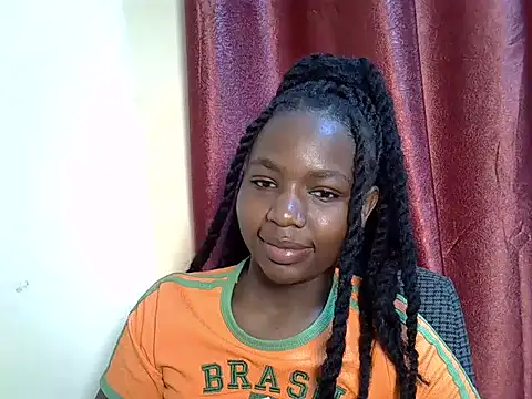 PinkCoochie02 online show from 07/15/26, 09:36