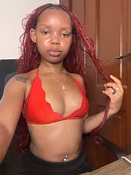 Snapshot of sexyie_caramel chatting on 06/02/26, 06:54 sexyie caramel online show from 06/02/26, 06:54