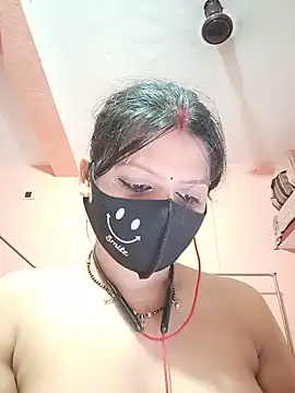 ZOYA-STRIP online show from 07/20/26, 06:43