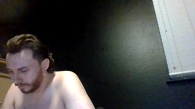Snapshot of Tallhungcloudyyy chatting on 06/07/26, 09:13 Tallhungcloudyyy online show from 06/07/26, 09:13