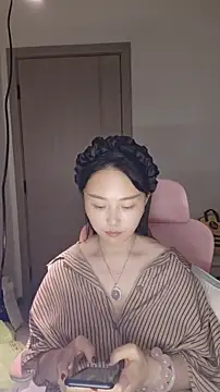 Snapshot of lylxili chatting on 06/04/26, 09:26 lylxili online show from 06/04/26, 09:26