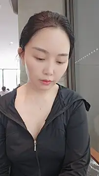 lylxili online show from 06/22/26, 05:37