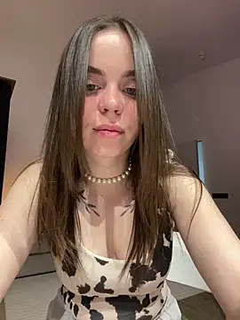 summerDESIRE online show from 05/18/26, 07:31