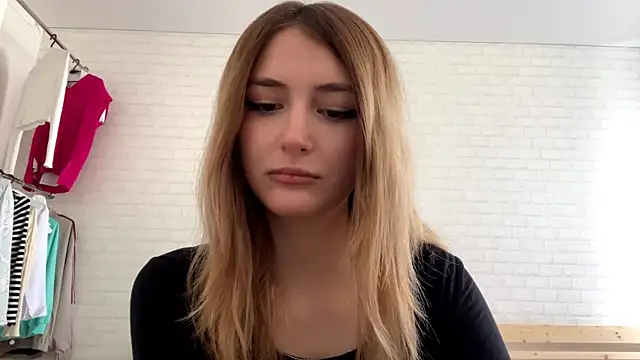 Snapshot of CicelyScolnik chatting on 05/30/26, 09:39 CicelyScolnik online show from 05/30/26, 09:39
