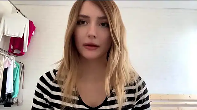 Snapshot of CicelyScolnik chatting on 06/09/26, 01:34 CicelyScolnik online show from 06/09/26, 01:34