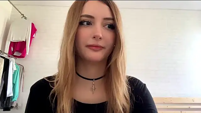 Snapshot of CicelyScolnik chatting on 06/13/26, 02:37 CicelyScolnik online show from 06/13/26, 02:37