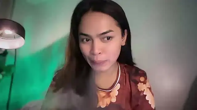 Amylaa online show from 06/19/26, 12:42