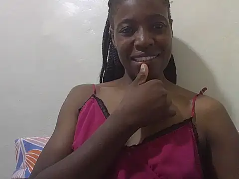 Snapshot of Eebony_Bubbly chatting on 05/22/26, 10:10 Eebony Bubbly online show from 05/22/26, 10:10