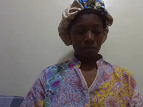 Snapshot of Eebony_Bubbly chatting on 06/03/26, 05:07 Eebony Bubbly online show from 06/03/26, 05:07