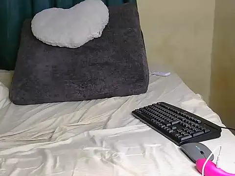 Snapshot of chocolate_peggy chatting on 06/11/26, 12:08 chocolate peggy online show from 06/11/26, 12:08