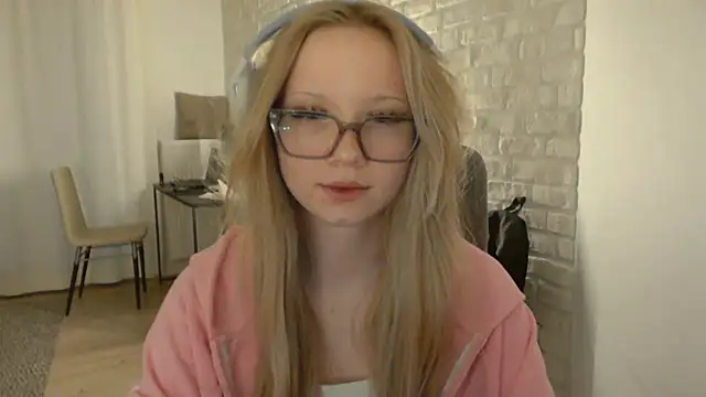 AmandaFix online show from 05/23/26, 07:40