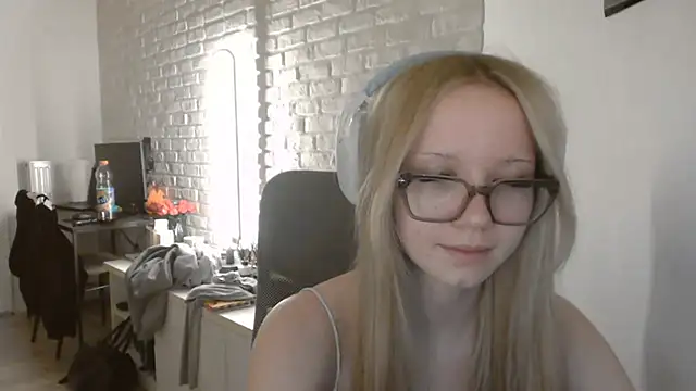 AmandaFix online show from 05/27/26, 07:44