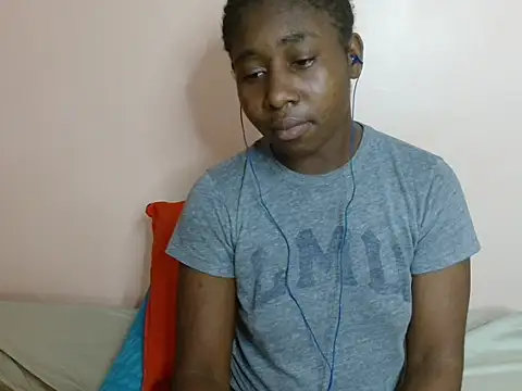 maya nyla online show from 06/29/26, 10:48