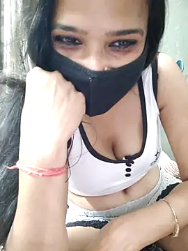 Snapshot of Amrita_Thakur01 chatting on 06/01/26, 05:25 Amrita Thakur01 online show from 06/01/26, 05:25