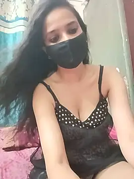 Snapshot of Amrita_Thakur01 chatting on 06/10/26, 12:44 Amrita Thakur01 online show from 06/10/26, 12:44