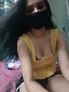 Snapshot of Amrita_Thakur01 chatting on 06/11/26, 02:11 Amrita Thakur01 online show from 06/11/26, 02:11