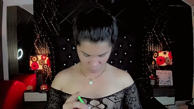 Nayara K online show from 07/25/26, 07:44