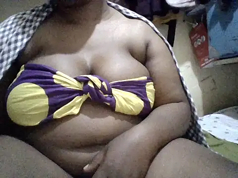 Snapshot of ChoccoCherry chatting on 05/22/26, 09:59 ChoccoCherry online show from 05/22/26, 09:59