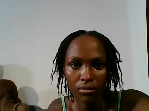 Sleek petite online show from 06/03/26, 05:51