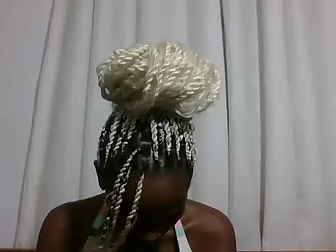 Sleek petite online show from 07/10/26, 12:37